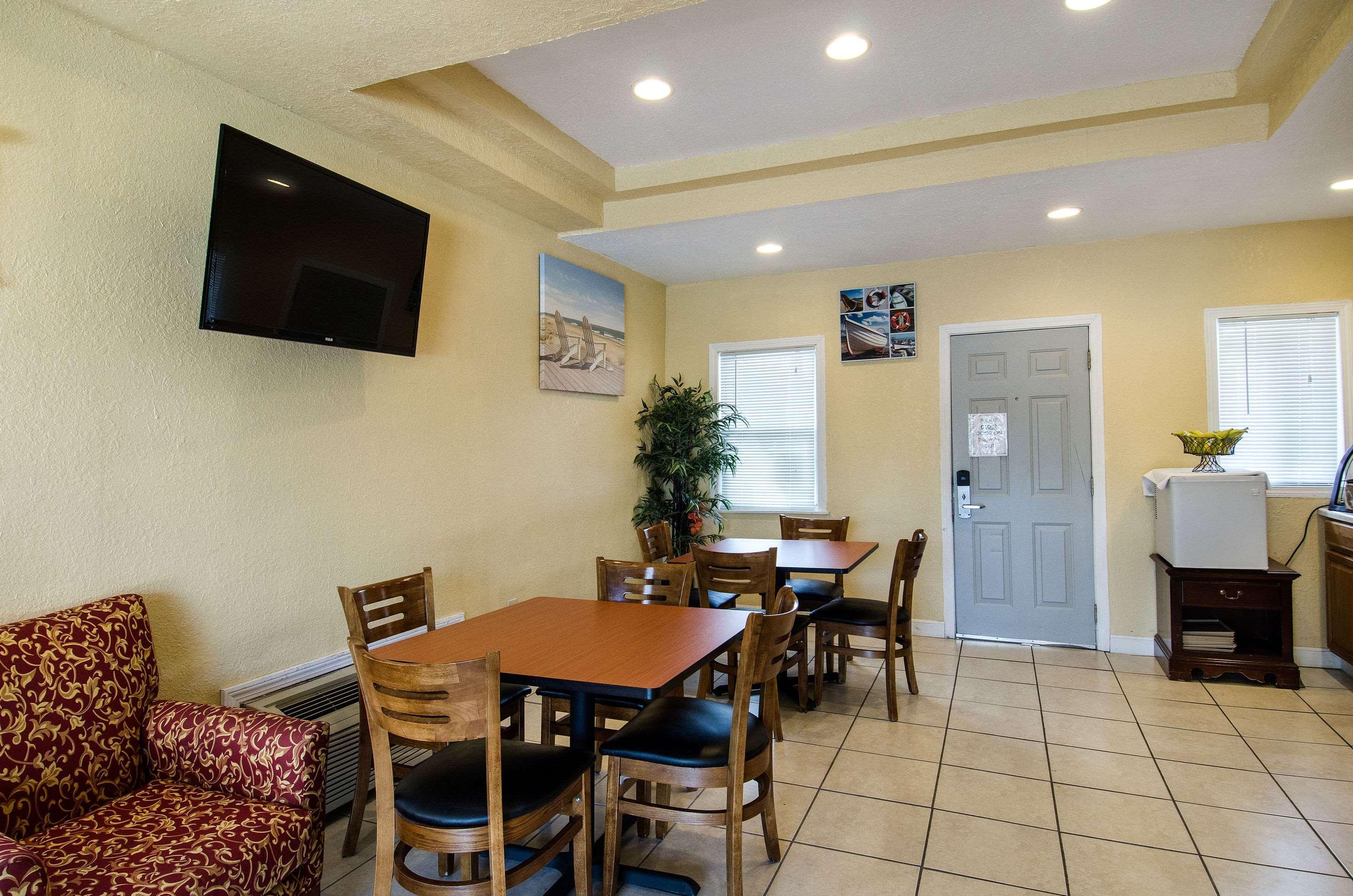 Econo Lodge By Choice - Cape Cod West Yarmouth Eksteriør bilde