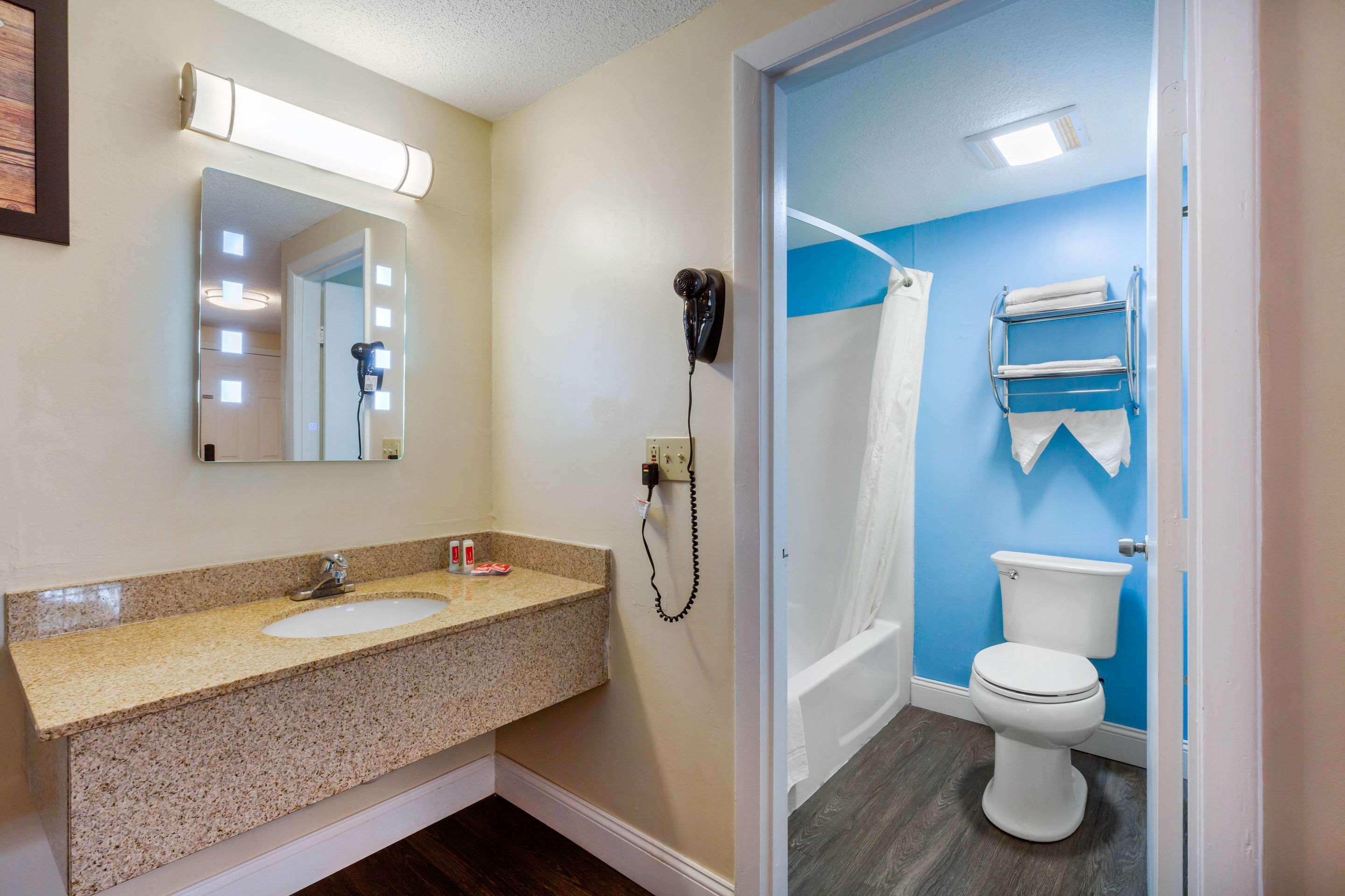 Econo Lodge By Choice - Cape Cod West Yarmouth Eksteriør bilde